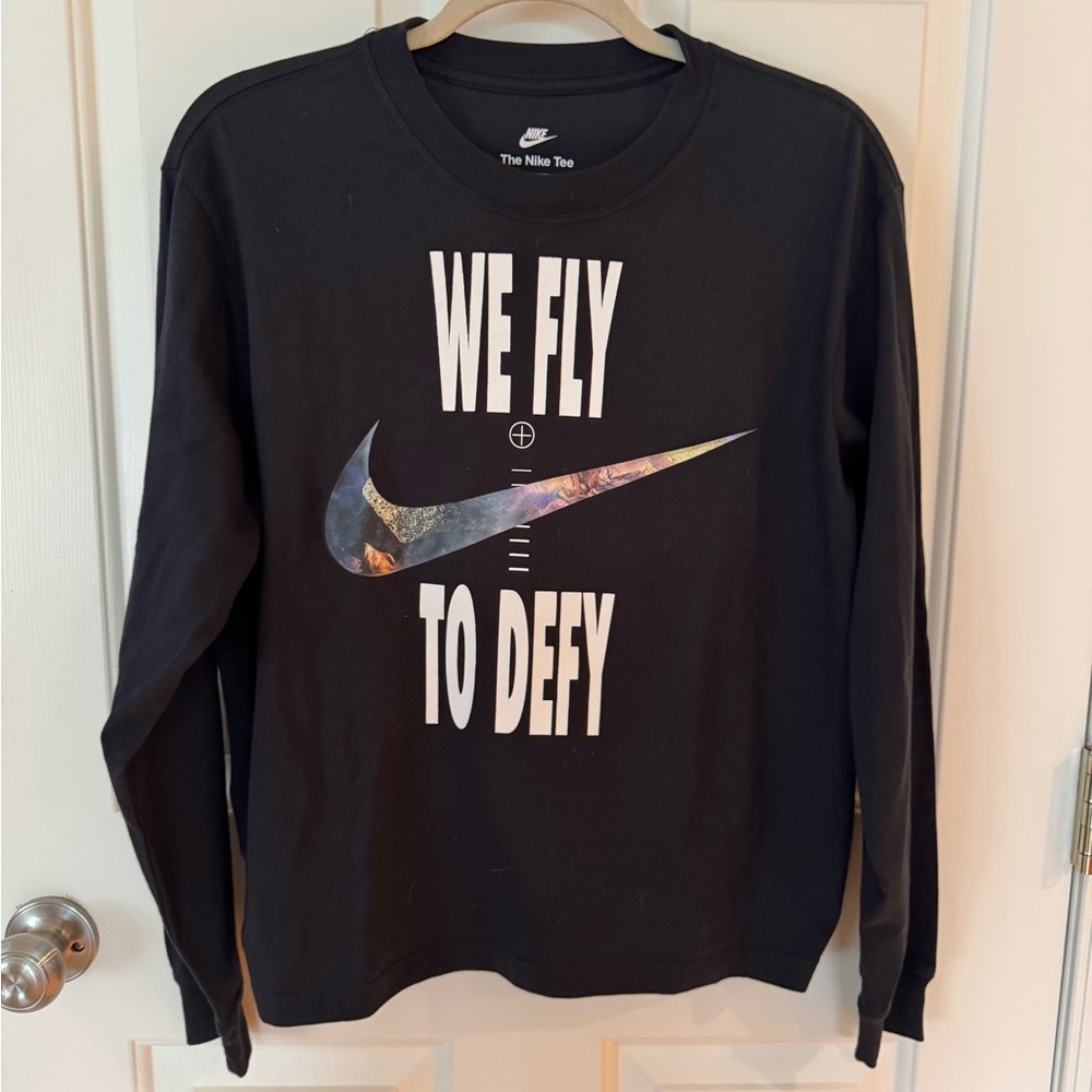 Nike We Fly To Defy Shirt, Medium